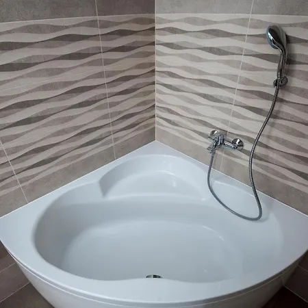 Apartment Antea Sinj