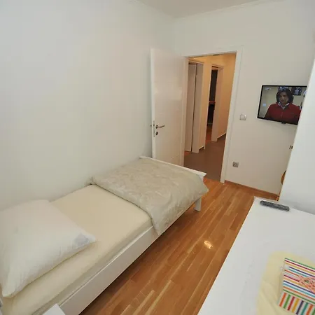 Antea Apartment *