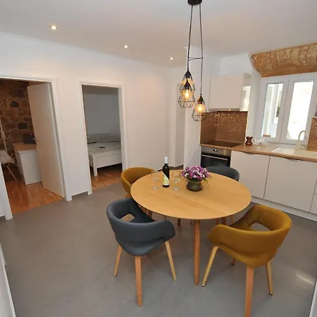 Antea Apartment